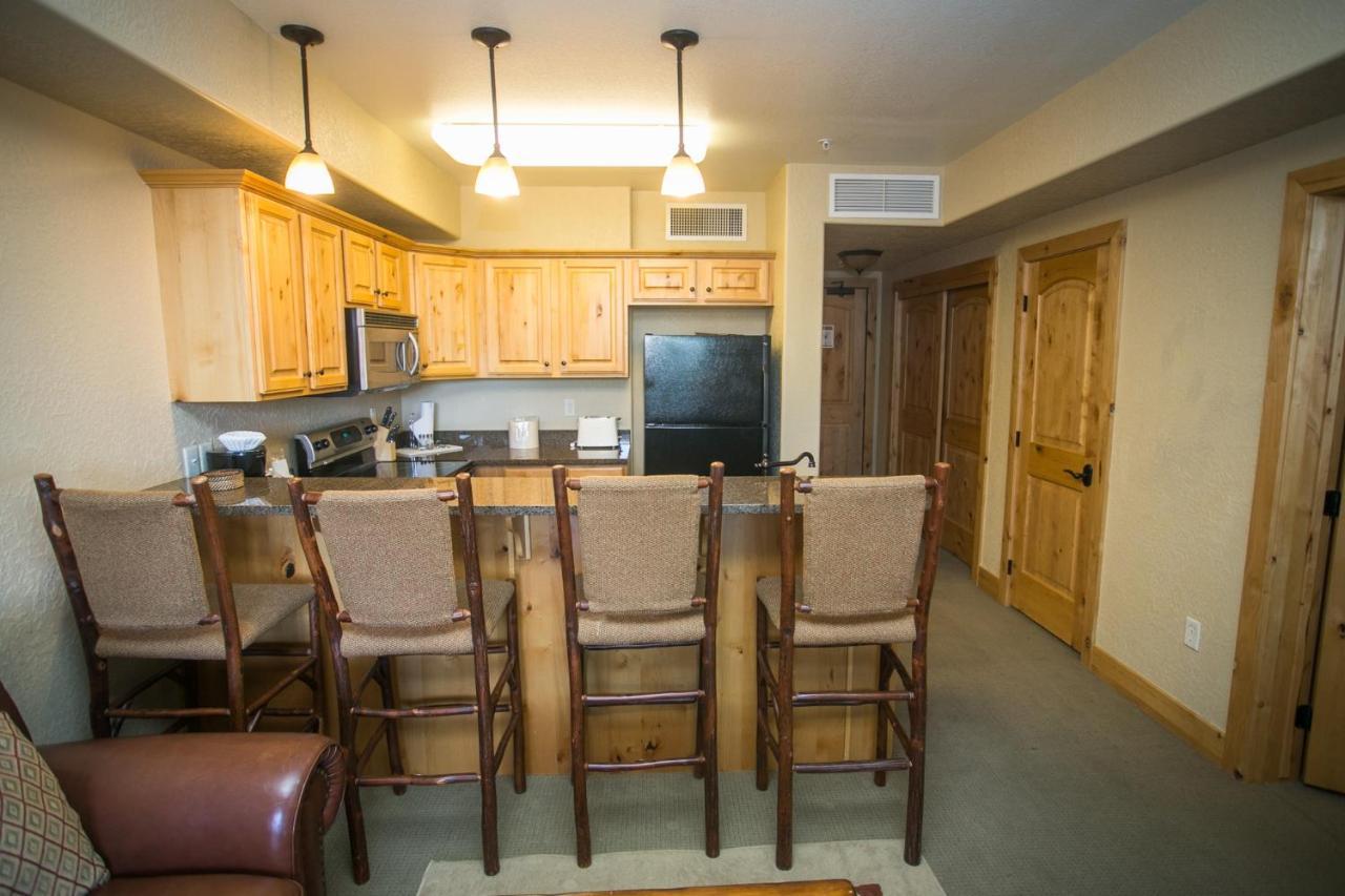 Shared Balcony Stunning Views & Steps From Slopes Apartment Park City Exterior photo